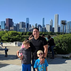 Meet your Posher, Christian